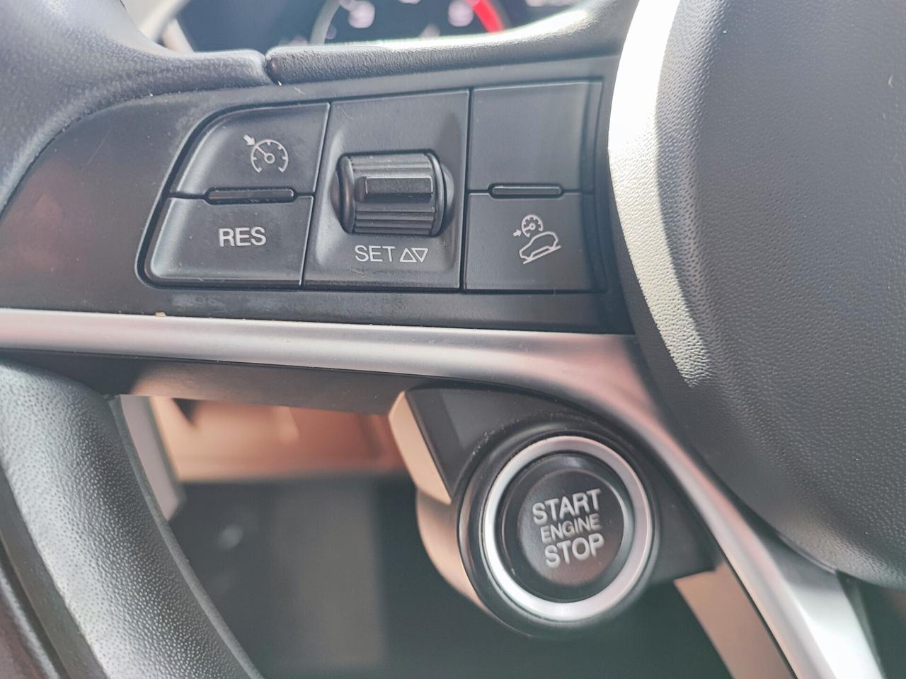 Alfa Romeo Stelvio 2.2 Turbodiesel 180 CV AT8 Q4 Super