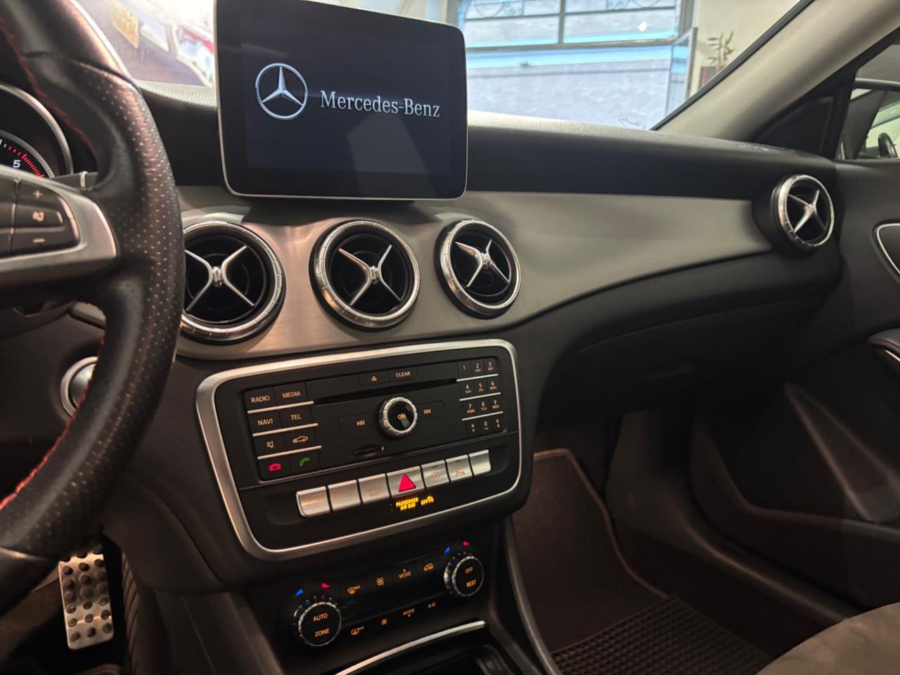Mercedes-benz CLA 200 d S.W. Automatic Premium