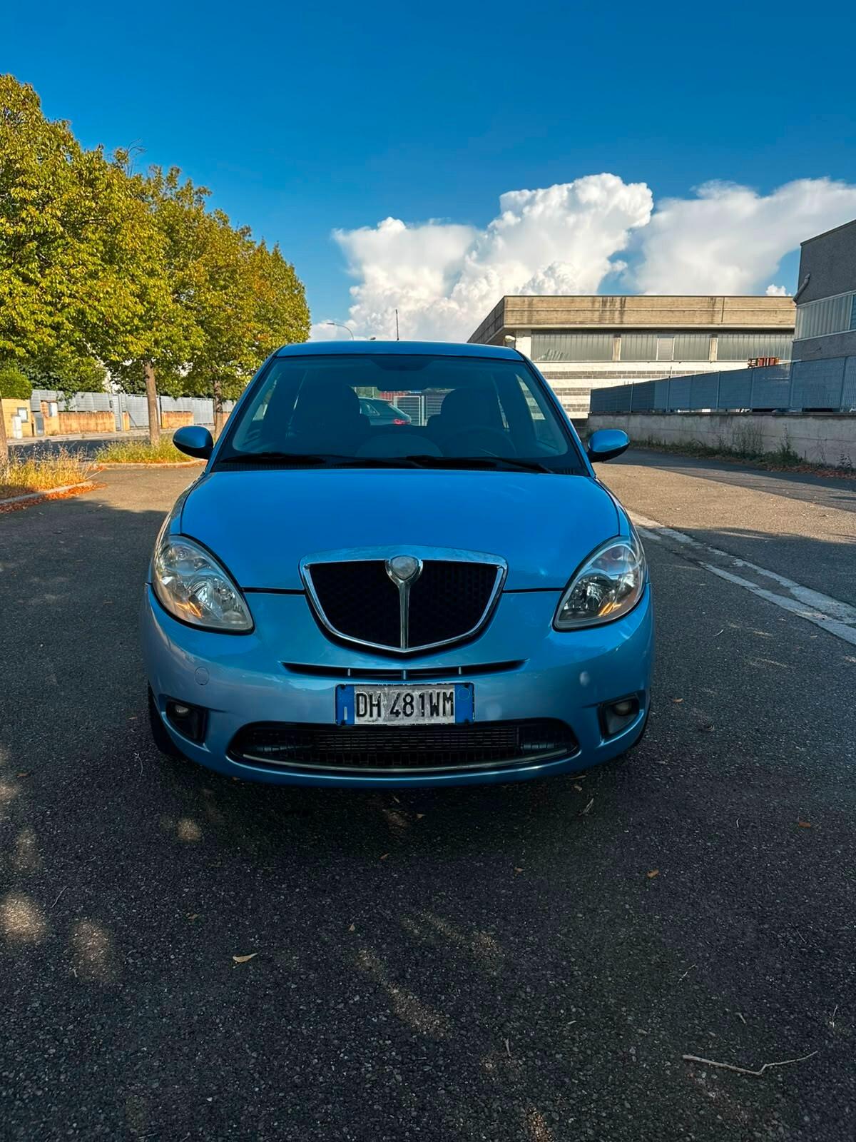Lancia Ypsilon 1.2 SOLAMENTE 60.000 KM