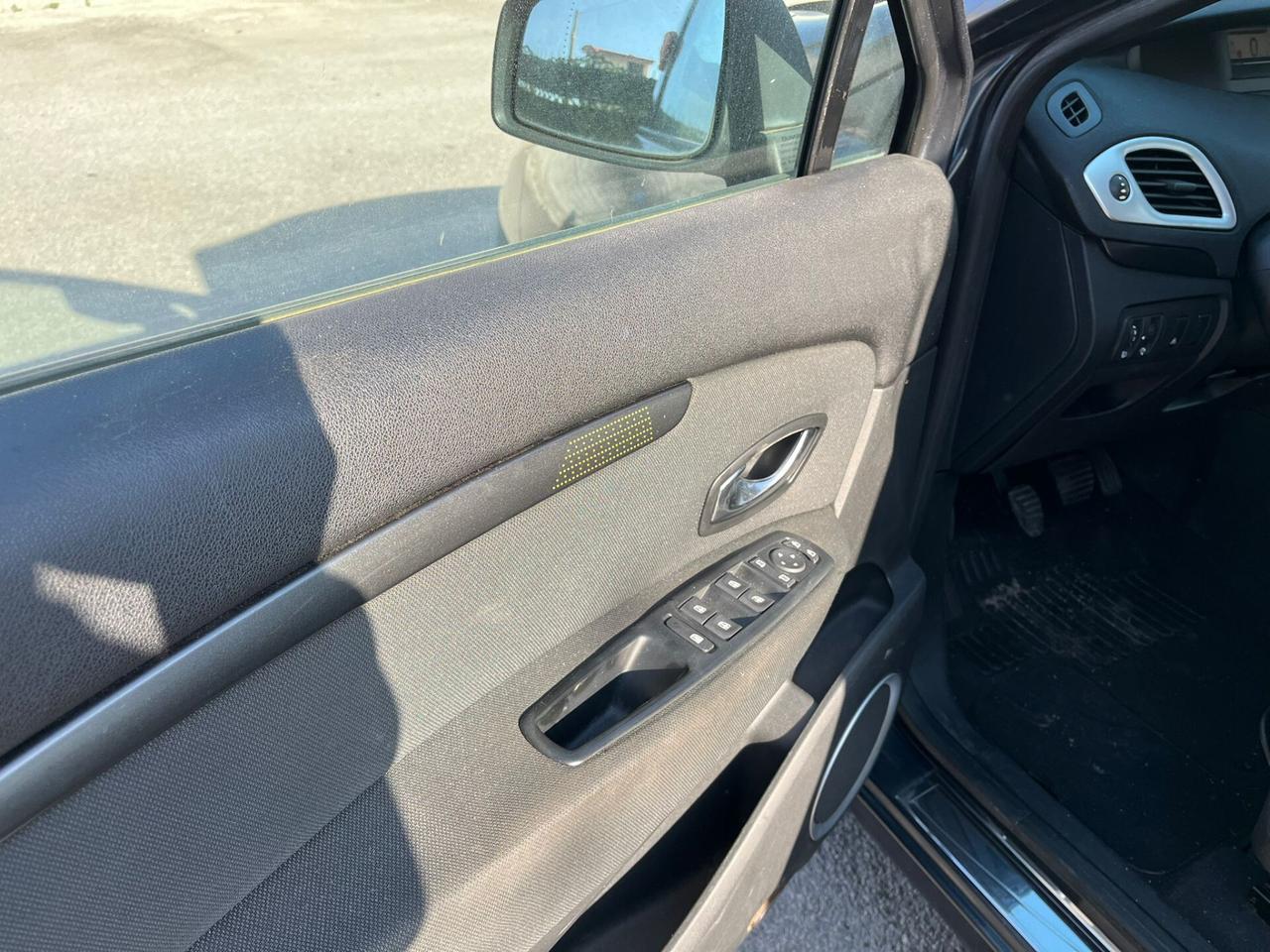 Renault Scenic Scénic X-Mod 1.5 dCi 110CV Luxe