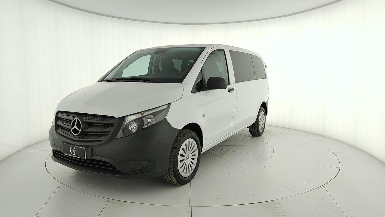 Mercedes-Benz Vito III - vito 114 cdi compact mixto