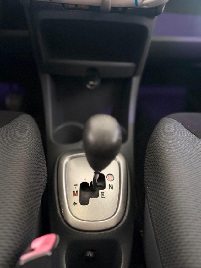 TOYOTA Aygo 1.0 12V VVT-i 5 porte Sol