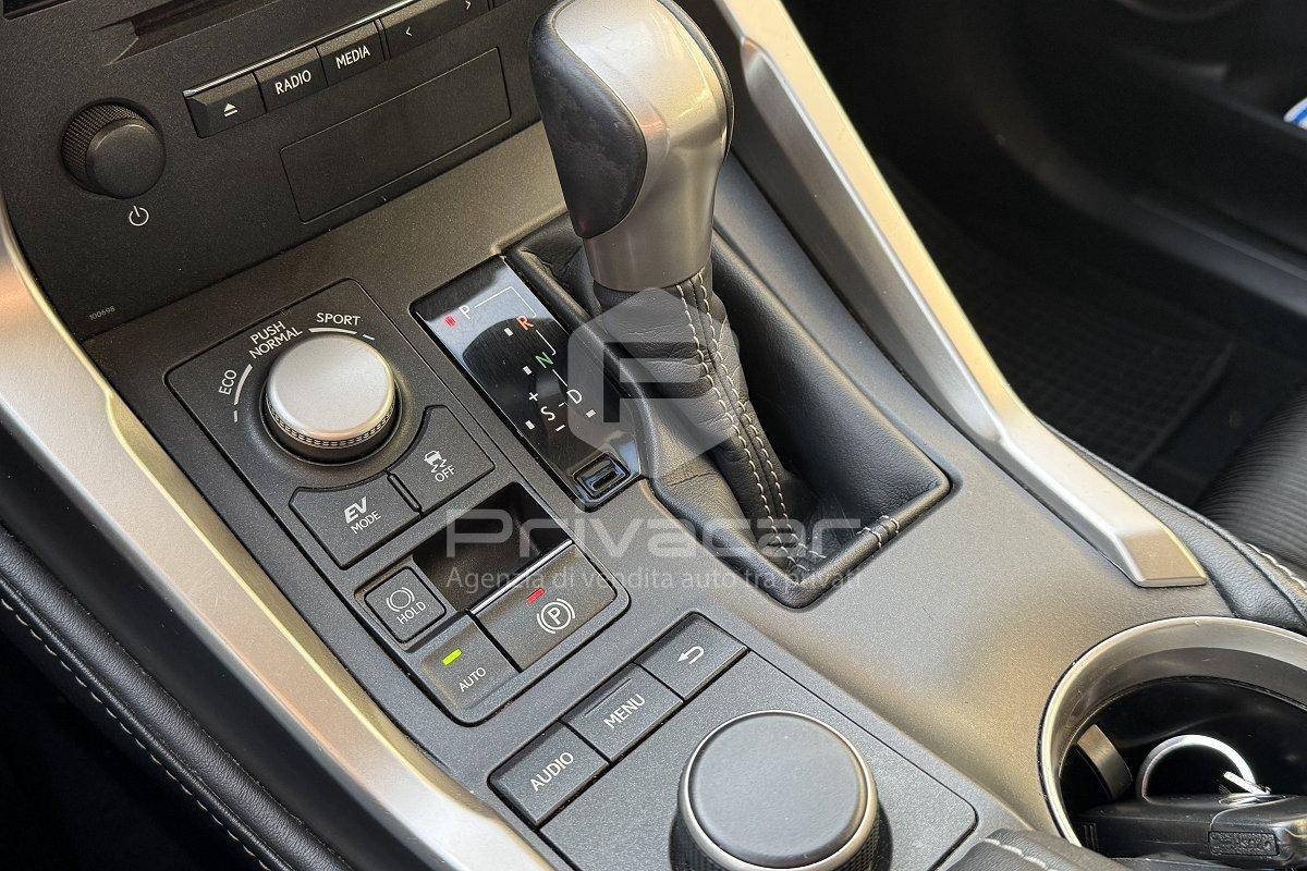 LEXUS NX Hybrid 4WD Executive