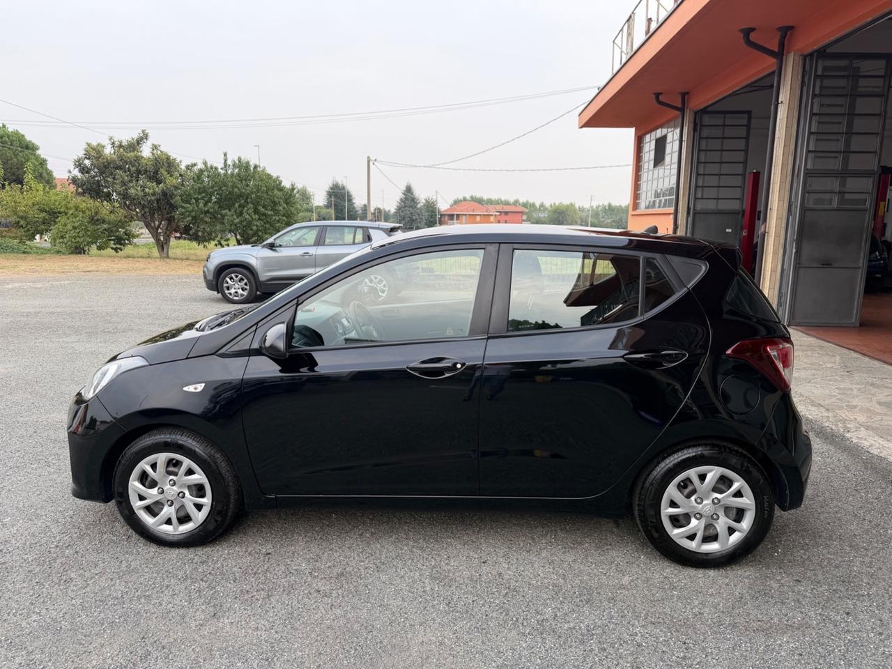 Hyundai i10 1.0 MPI Tech