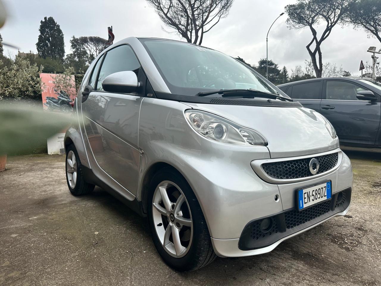 Smart ForTwo 1000 52 kW pulse SERVOSTERZO