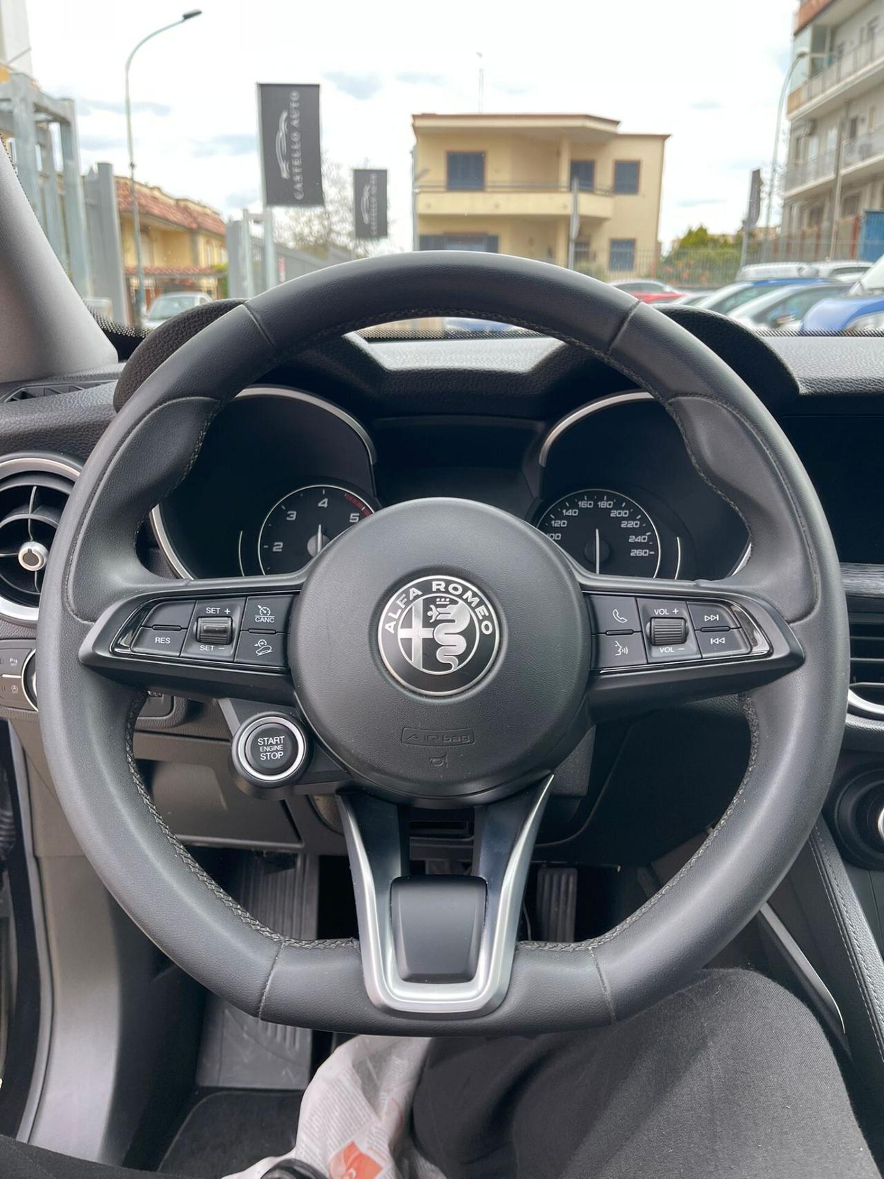 Alfa Romeo Stelvio 2.2 Turbodiesel 160 CV AT8 RWD Super