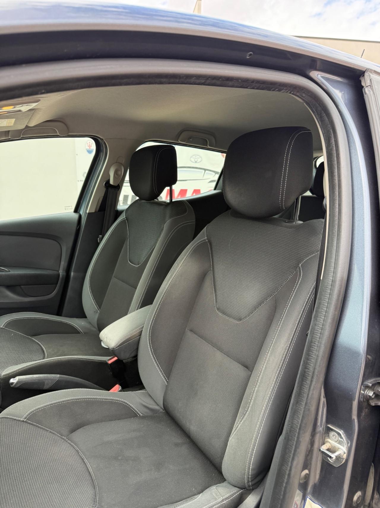 Renault Clio dCi 8V 90CV Start&Stop 5 porte Energy Intens