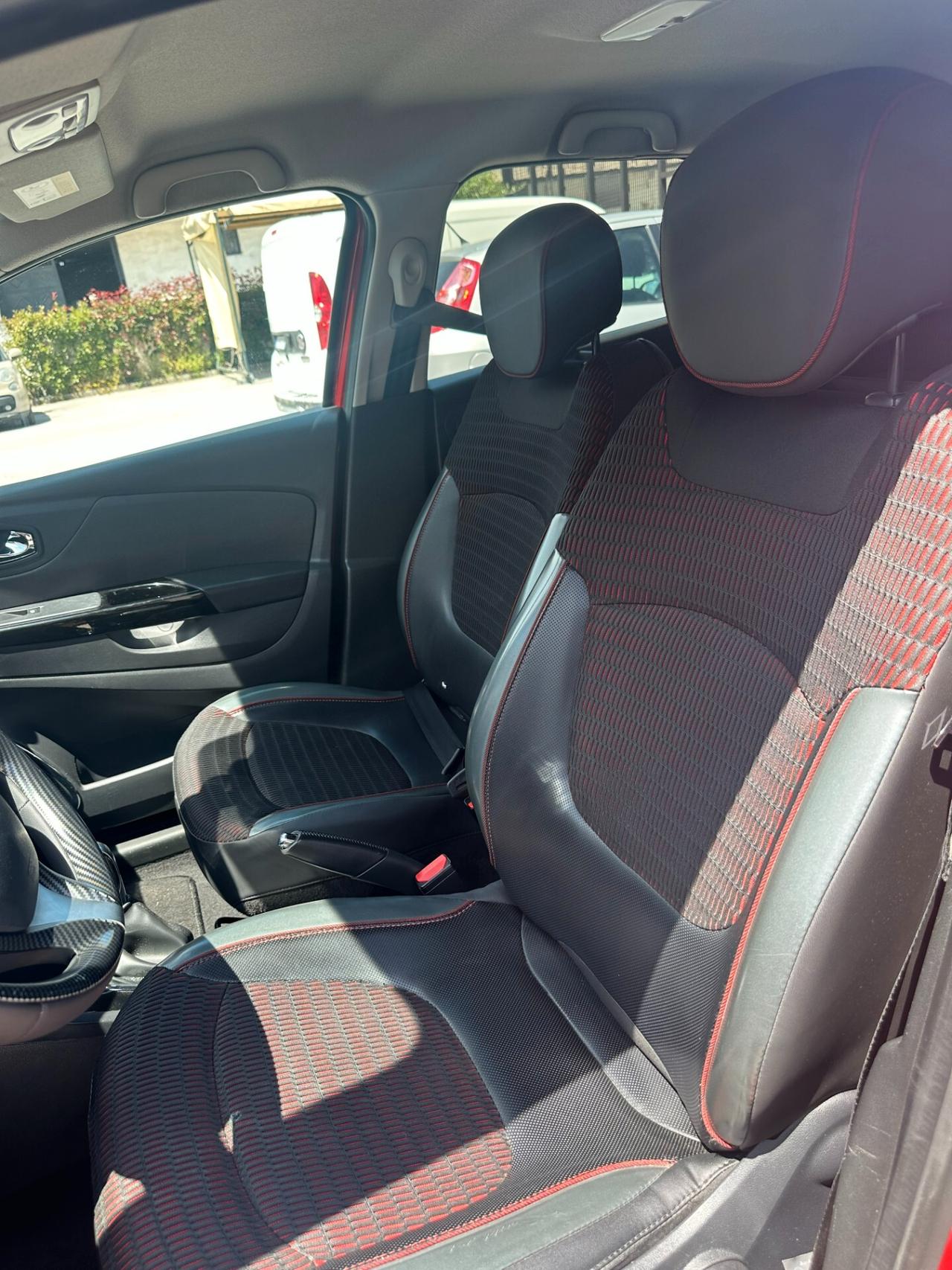 Renault Captur dCi 8V 90 CV Sport Edition