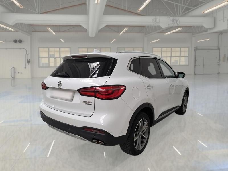 MG EHS 1.5 T PLUG-IN HYBRID EXCLUSIVE AUTO SUV