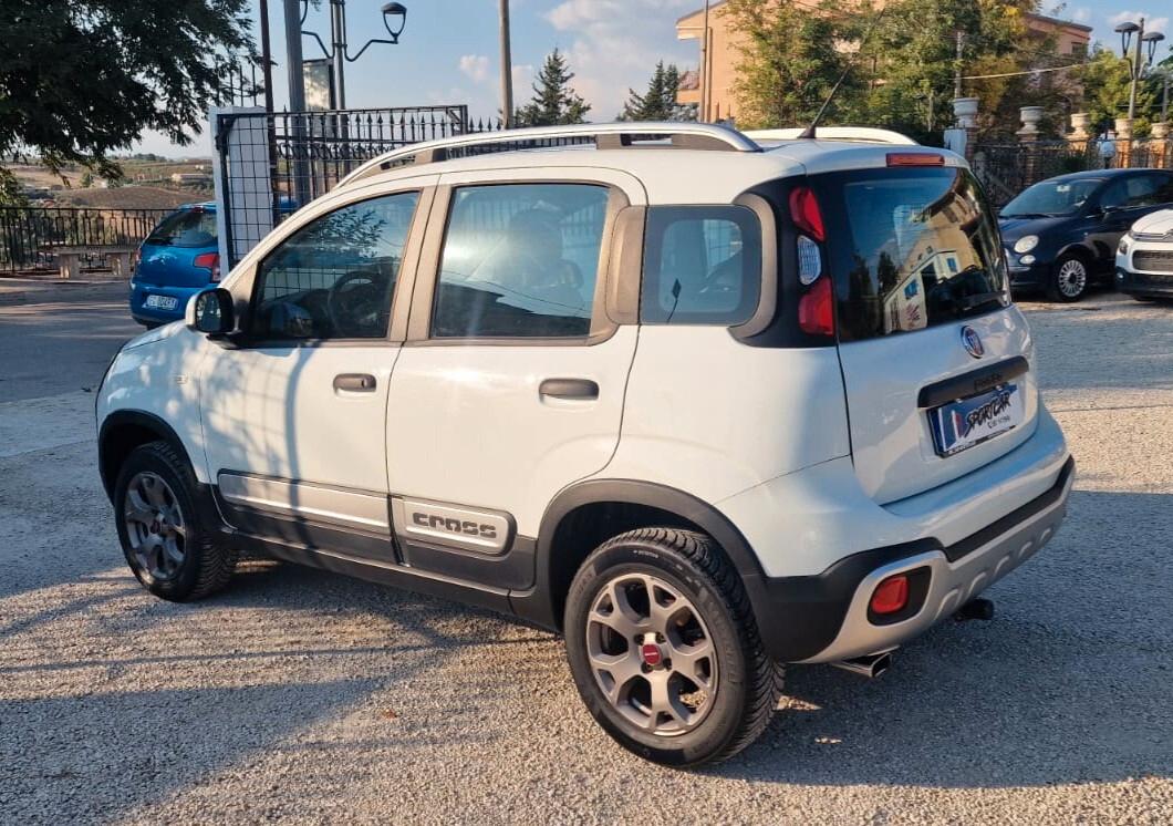 FIAT PANDA 1.3 JTM 95 CV 4X4 CROSS DEL 01/2018 CON APPENA 112.500 KM