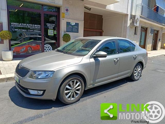 SKODA Octavia 1.6 TDI CR 105 CV Elegance NEOPATENTATI