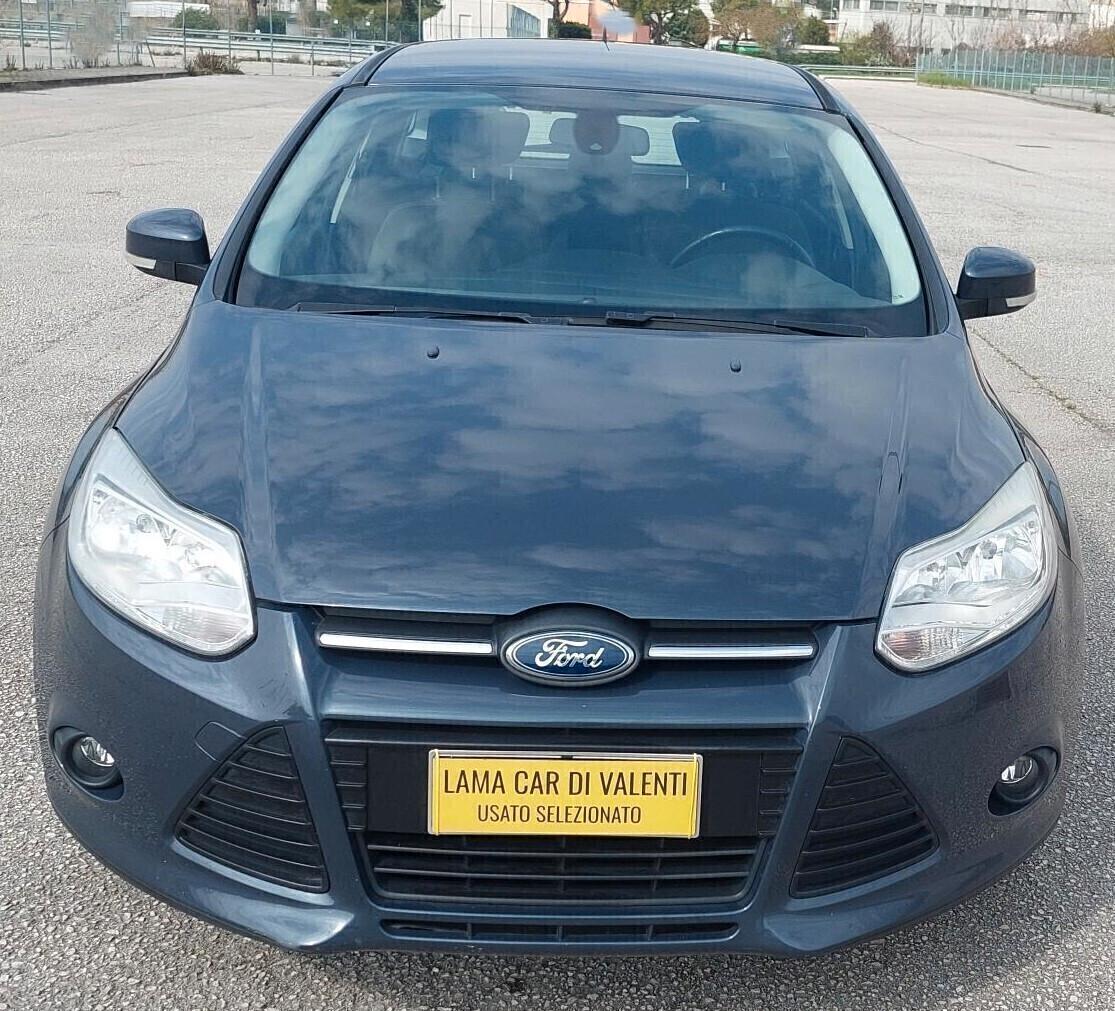 FORD FOCUS 1.6 - POCHI CHILOMETRI-CONSUMI RIDOTTI