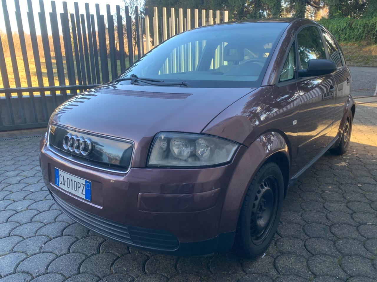 Audi A2 1.4 16V Comfort NEOPATENTATI