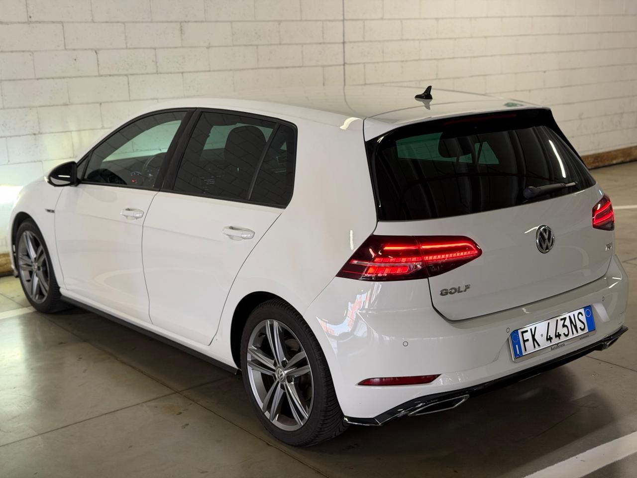 Volkswagen Golf 1.4 TSI 125CV DSG R Line