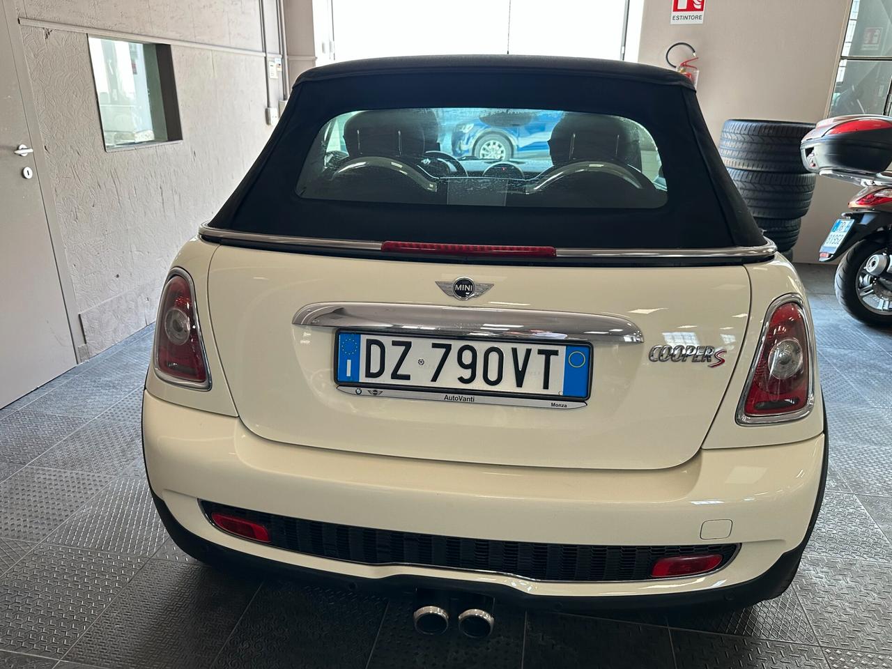 Mini 1.6 Cooper S Cabrio 175cv - Unico Proprietario solo per operatori del settore