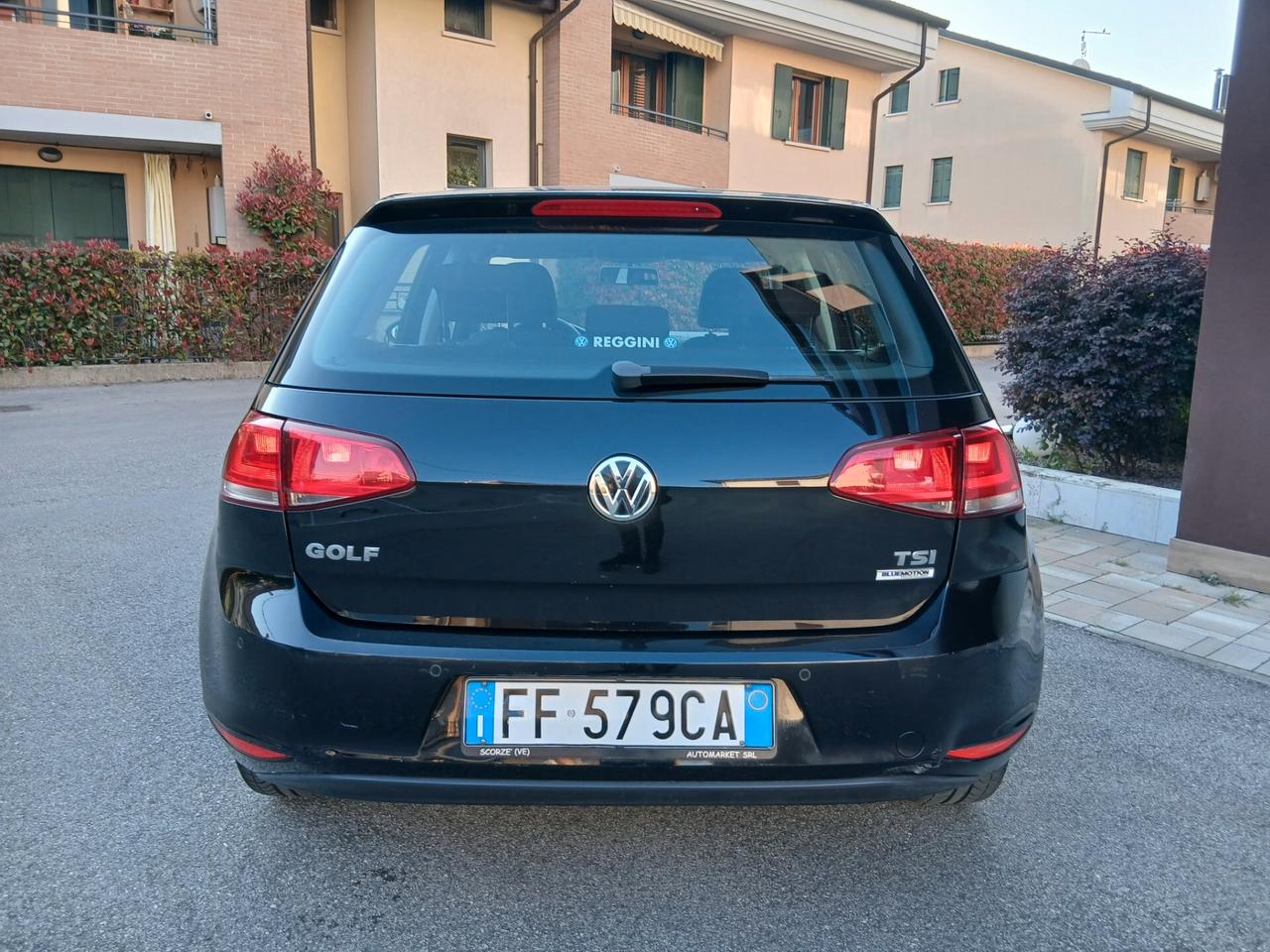 Volkswagen Golf 1.2 TSI 85 CV 5p. ok per neo patentati a € 199 mese