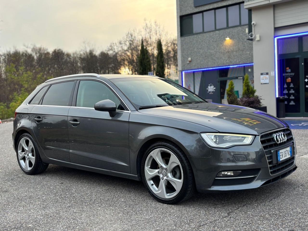 Audi A3 2.0 TDI S tronic Attraction