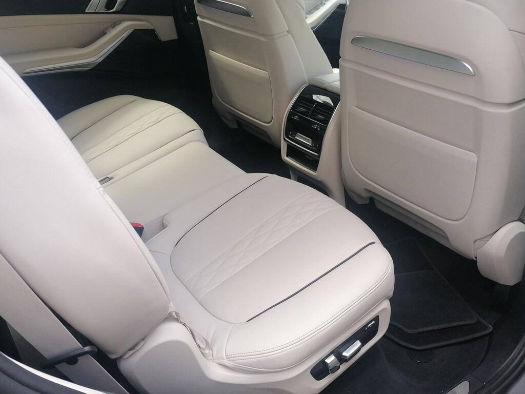 BMW X7 40 i Mild Hybrid 48V xDrive Steptronic