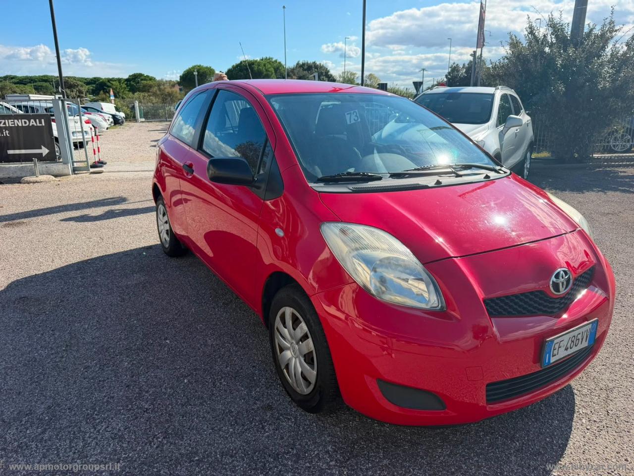 TOYOTA Yaris 1.0 3p. NOW ECO