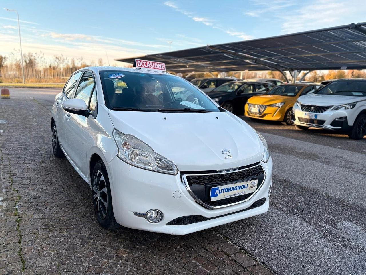 Peugeot 208 ACTIVE 1.4 HDi 68 CV 5 porte