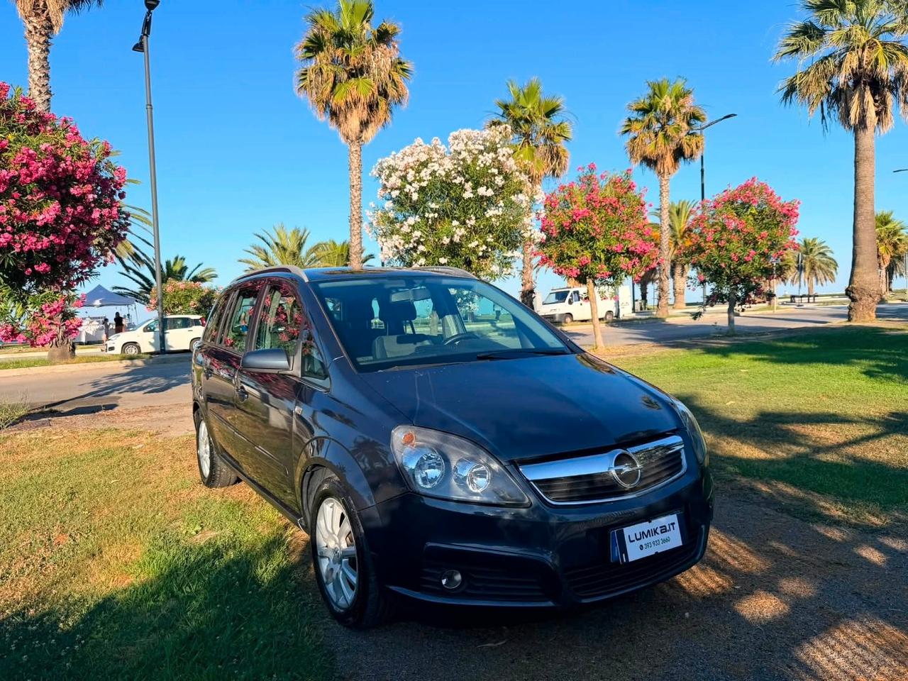Opel Zafira 1.9 cdti Cosmo 120cv auto