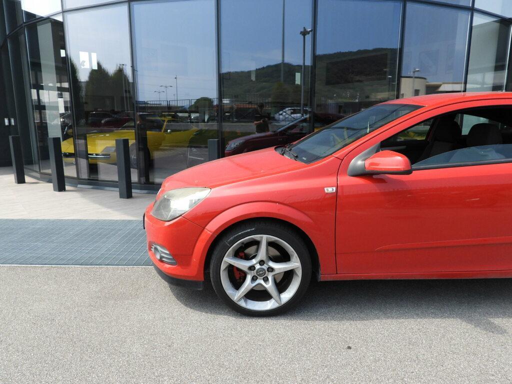 Opel Astra GTC 1.9 CDTI Cosmo