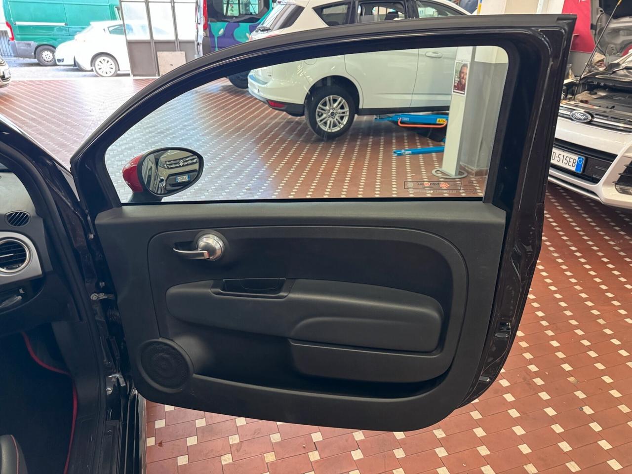Fiat 500 1.2 Matt Black DUALOGIC - CAMBIO AUTOMATICO
