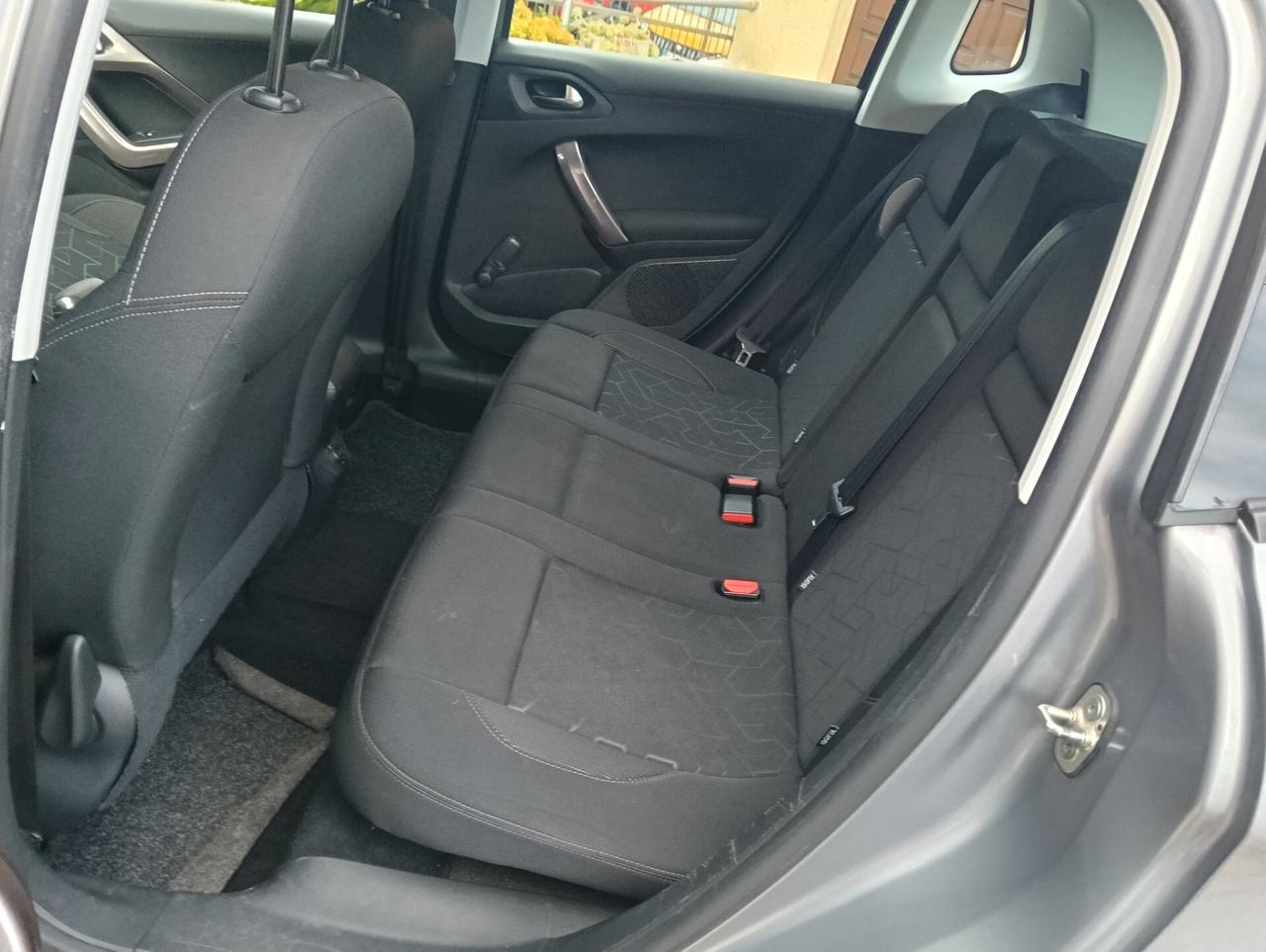 Peugeot 2008 1.4 HDi 68CV Active