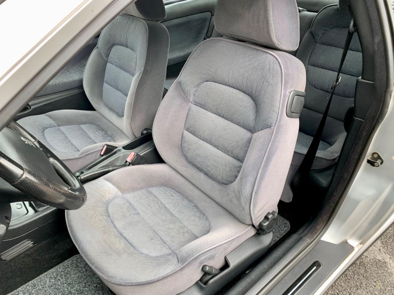 Peugeot 406 2.0i 16V Coupé