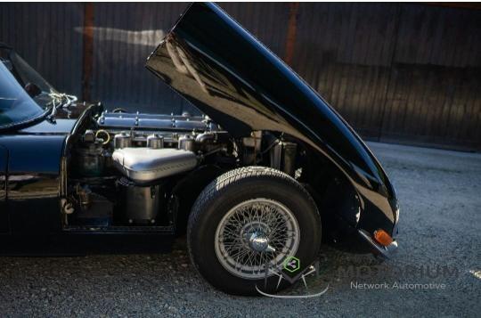 Jaguar E-Type 1 ° Serie 3.8 TARGA ORO 2025