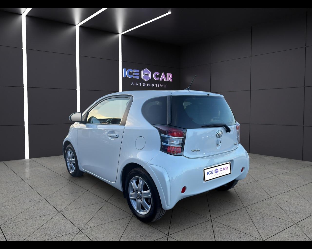 TOYOTA iQ - iQ 1.0 CVT Tobasco
