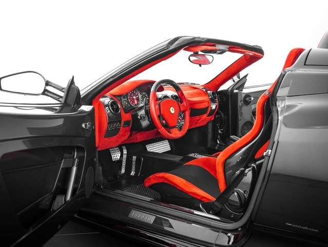 Ferrari Scuderia Spider 16M