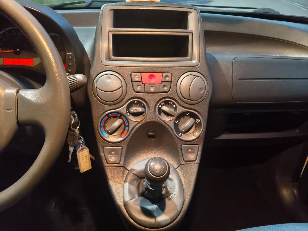 Fiat Panda 1.2 del 2911 SOLO 126.000 KM