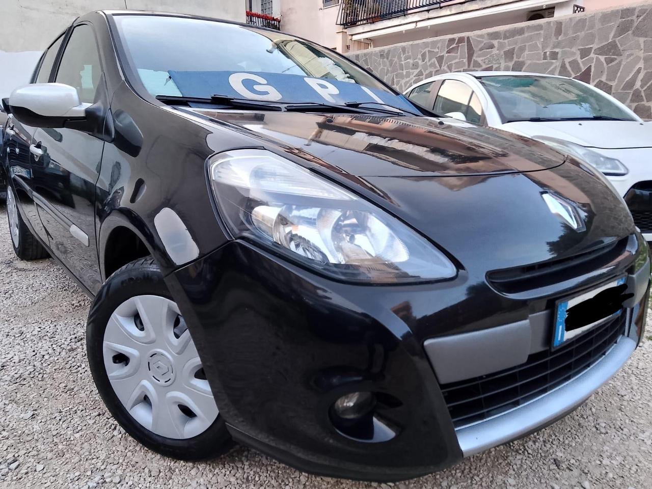Renault Clio 1.2 16V 5 porte anno 2011