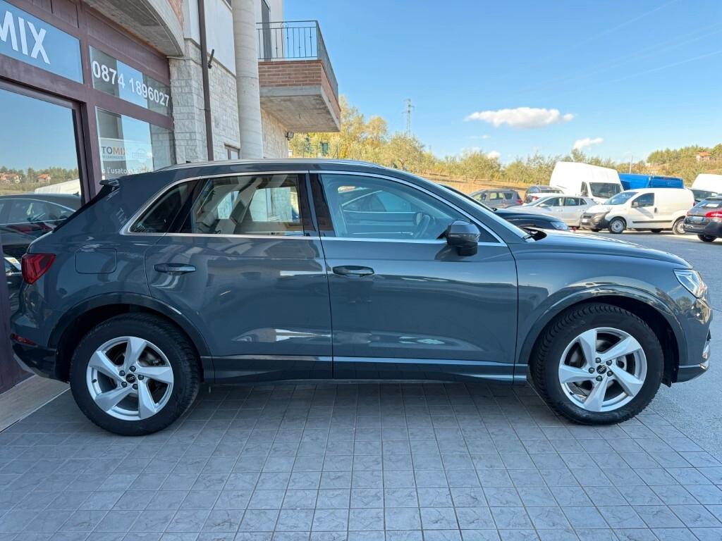 Audi Q3 35 1.5 Tfsi Business Advanced S-Tronic