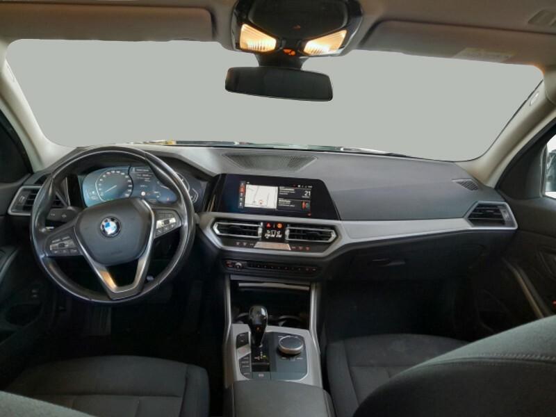 BMW 320 xDrive 48V Business Advantage Touring autom.