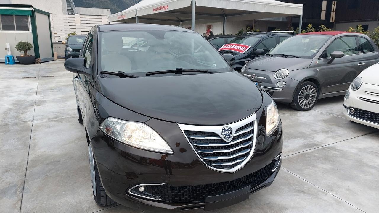 Lancia Ypsilon 1.2 69 CV 5 porte 2013