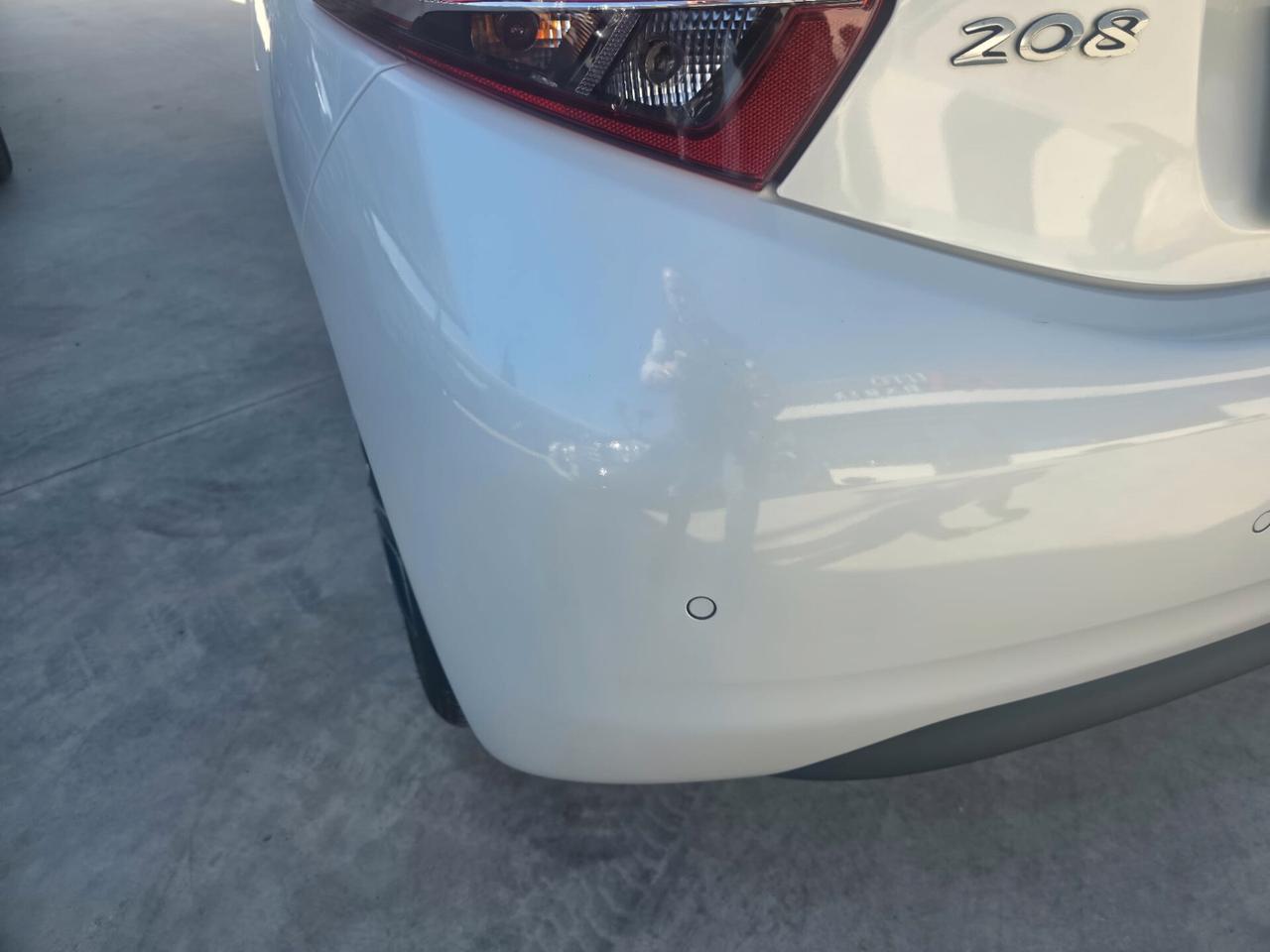 Peugeot 208 PureTech 82 Stop&Start 5 porte Signature