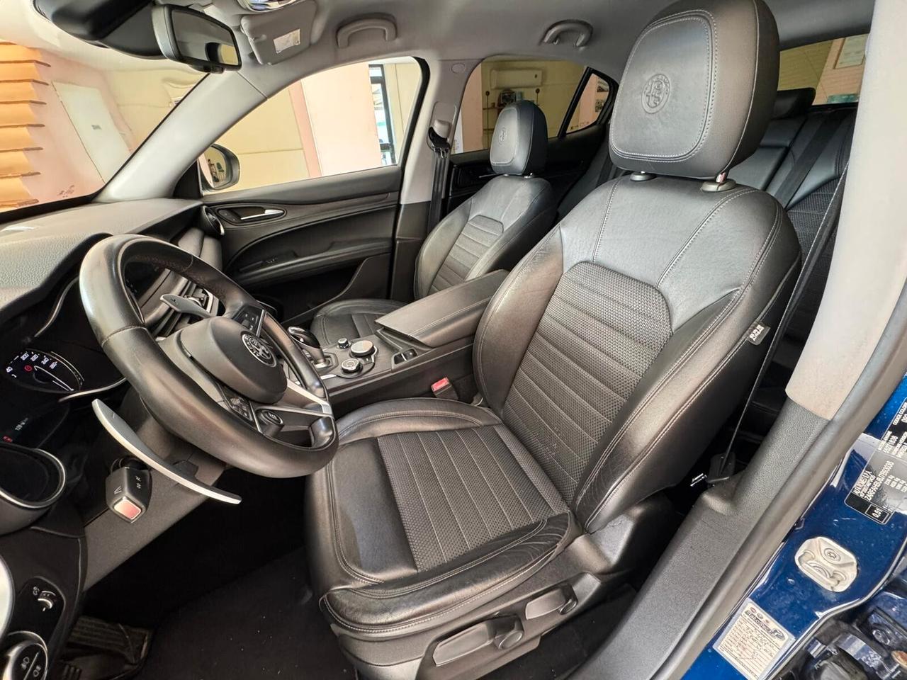 Alfa Romeo Stelvio 2.2 Turbodiesel 210 CV AT8 Q4 Executive