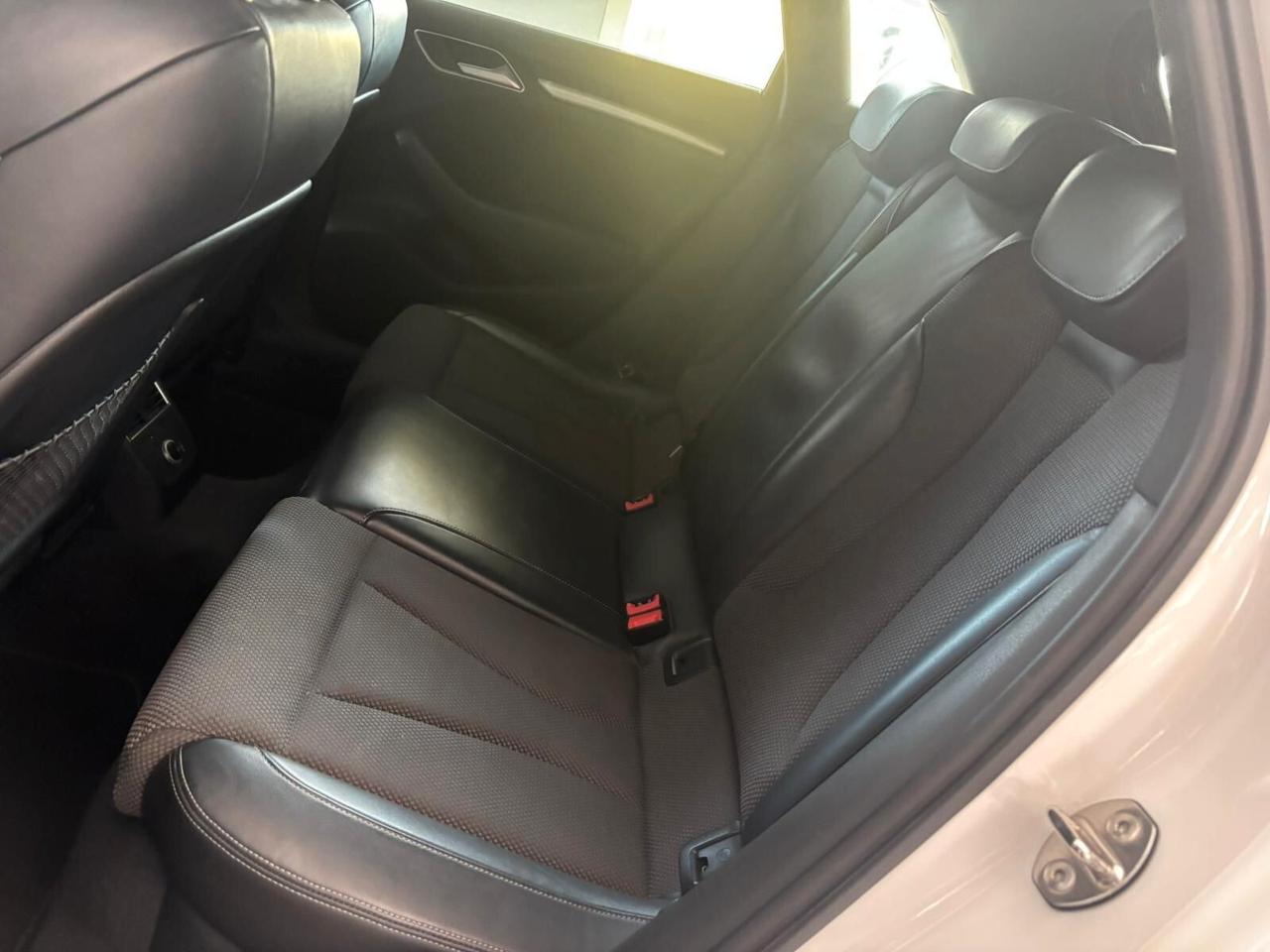Audi A3 SPB 2.0 TDI S tronic Sport S LINE - VIRTUAL COCKPIT