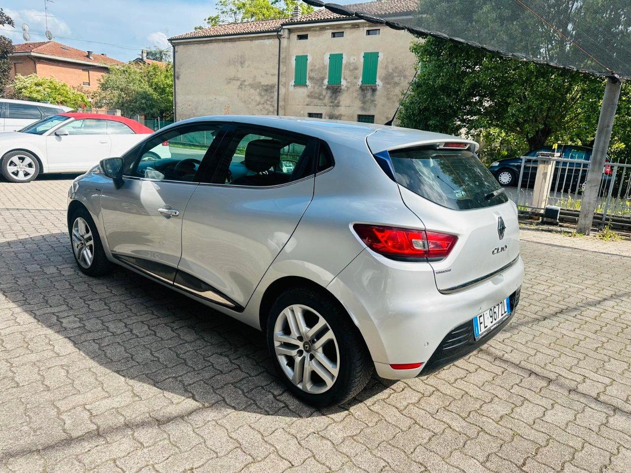 Renault Clio 5 Porte Clio 0.9 tce energy Duel2 Gpl 90cv OK NEOPATENTATO