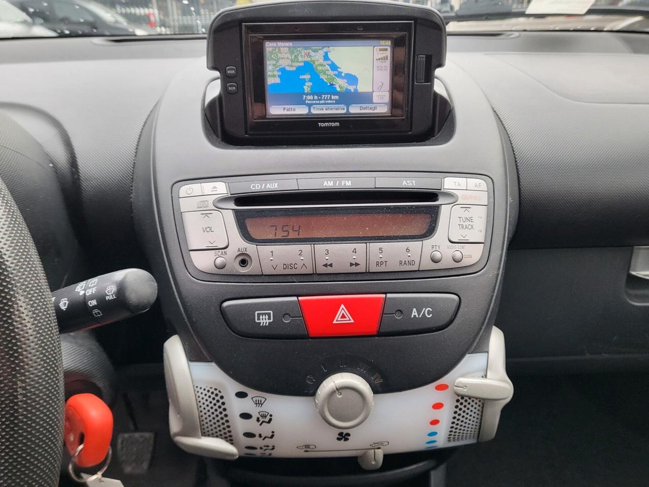 Toyota Aygo 1.0 12V VVT-i 5 porte Active Connect