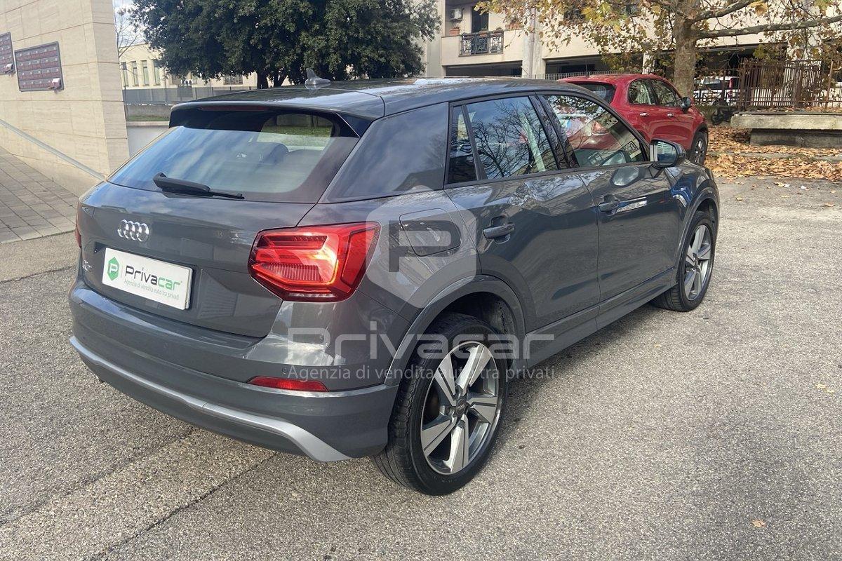 AUDI Q2 1.6 TDI S line Edition