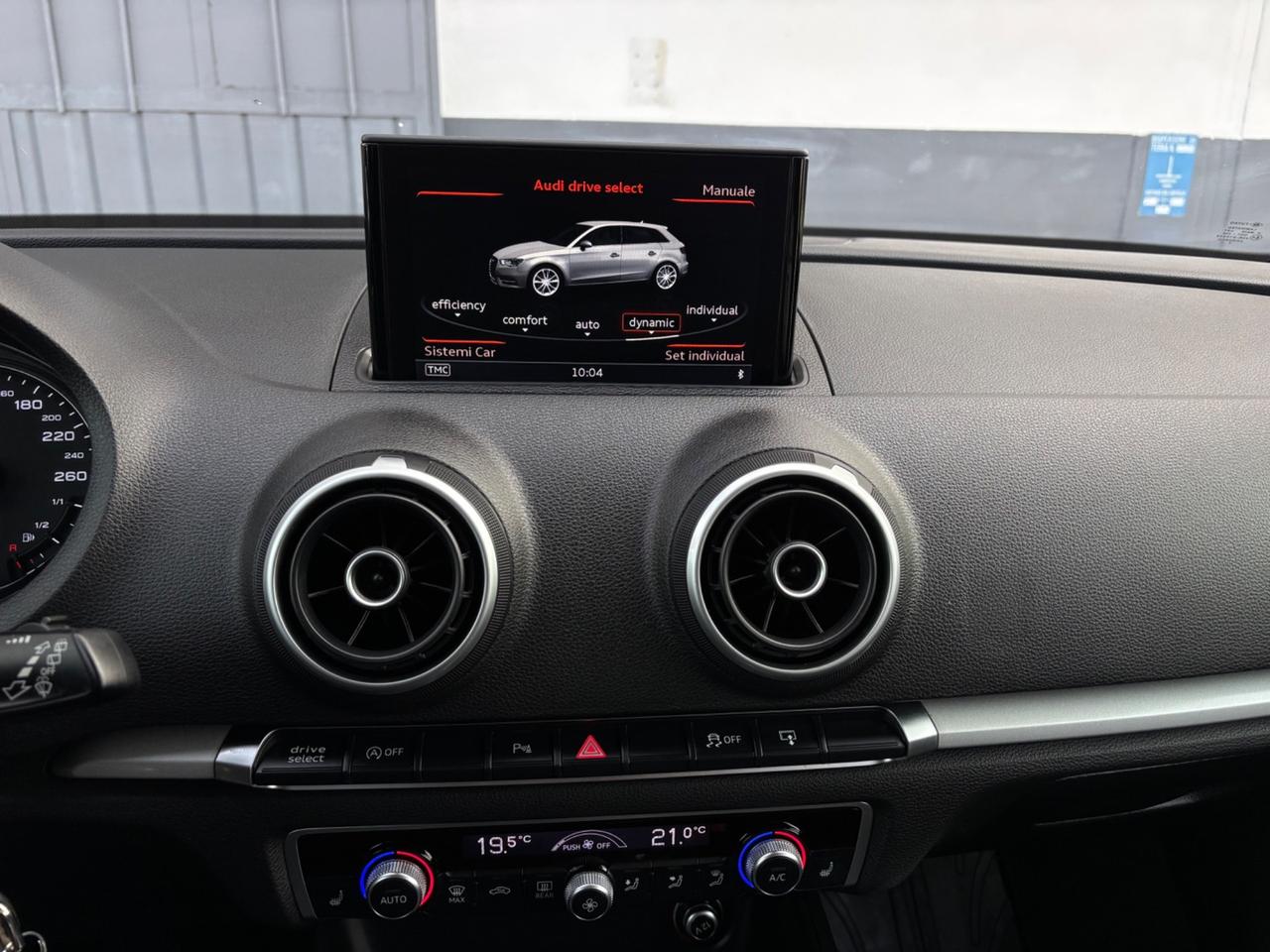 Audi A3 1.6 TDI Sportback. Garanzia. Neopatentati