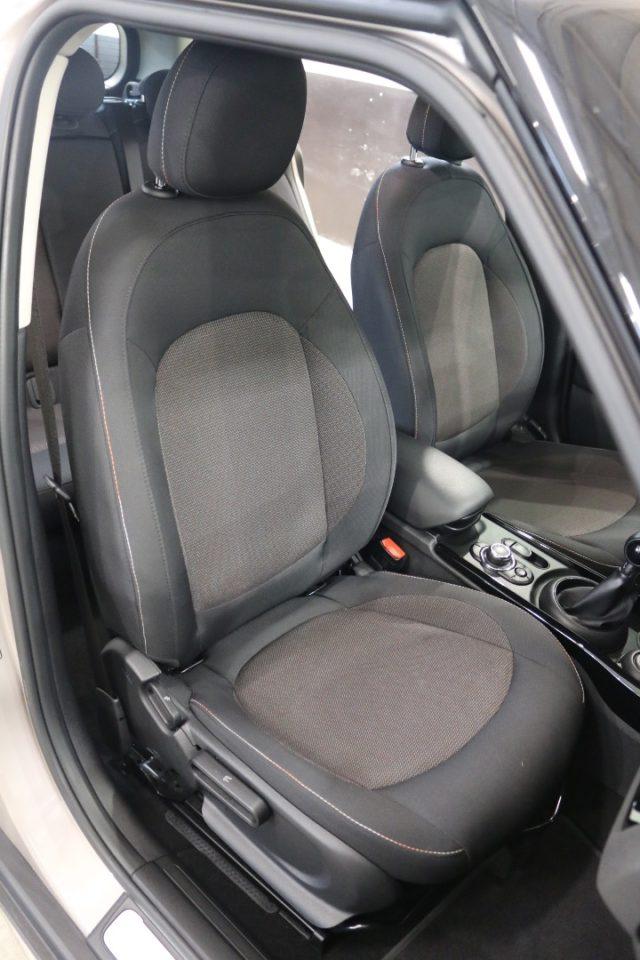 MINI Clubman Cooper D Essential Clubman