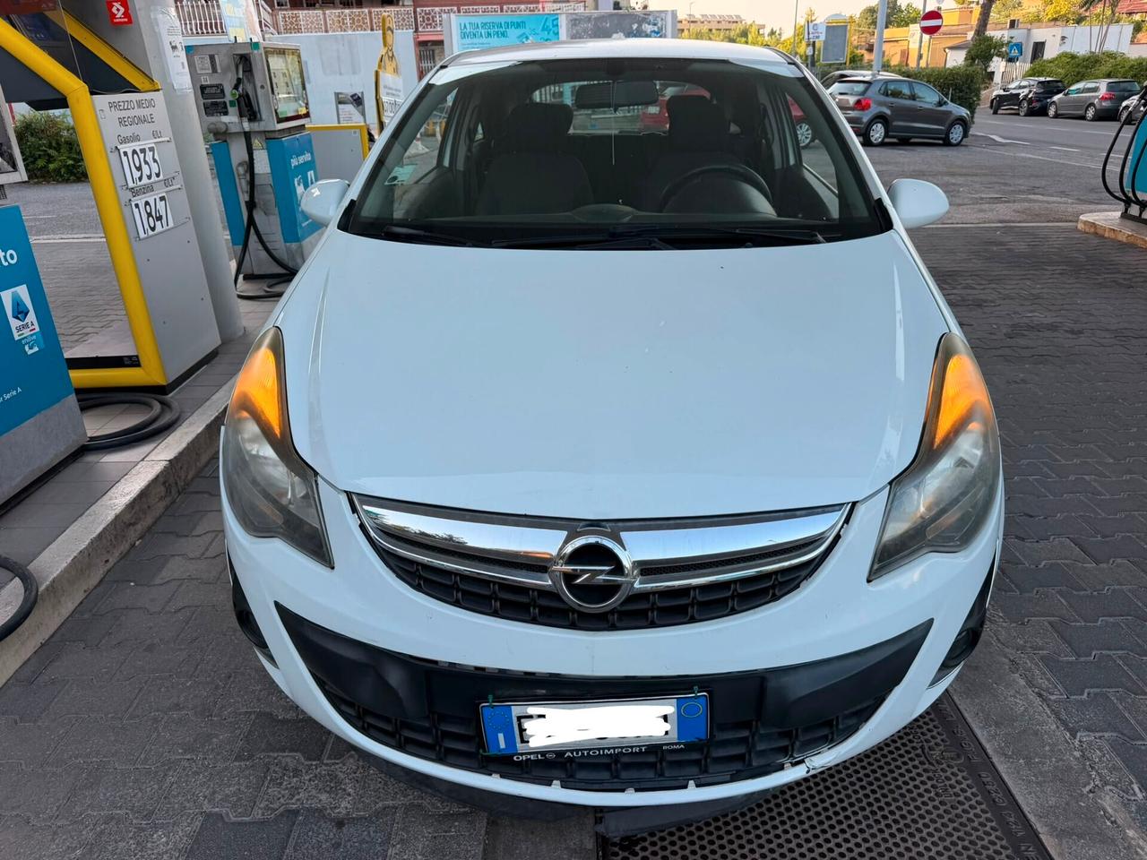 Opel Corsa 1.2 Edition offerta del mese