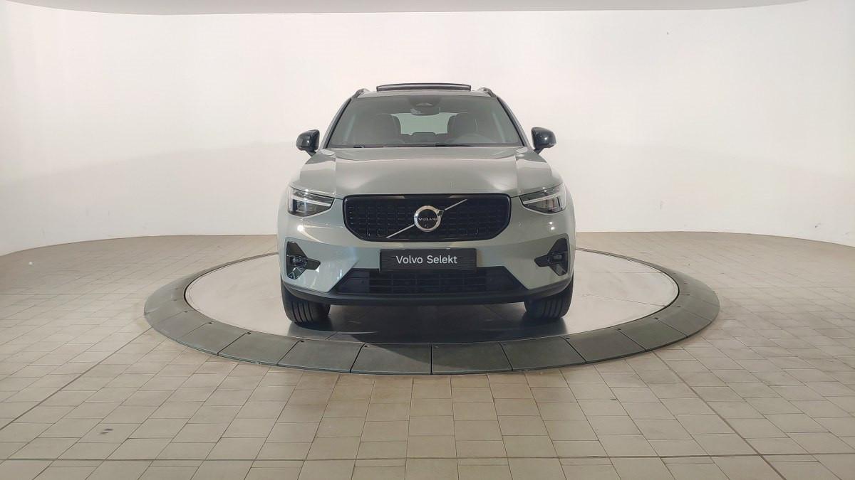 VOLVO Xc40 B3 Mild Hybrid Automatico Ultra Dark