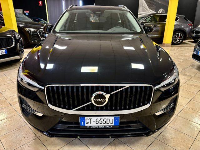VOLVO XC60 B4 (d) automatico Core UNIPRO - CERTIFICATA
