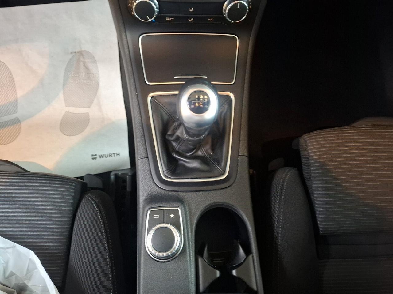 Mercedes-benz B 180 B 180 d Business full optional