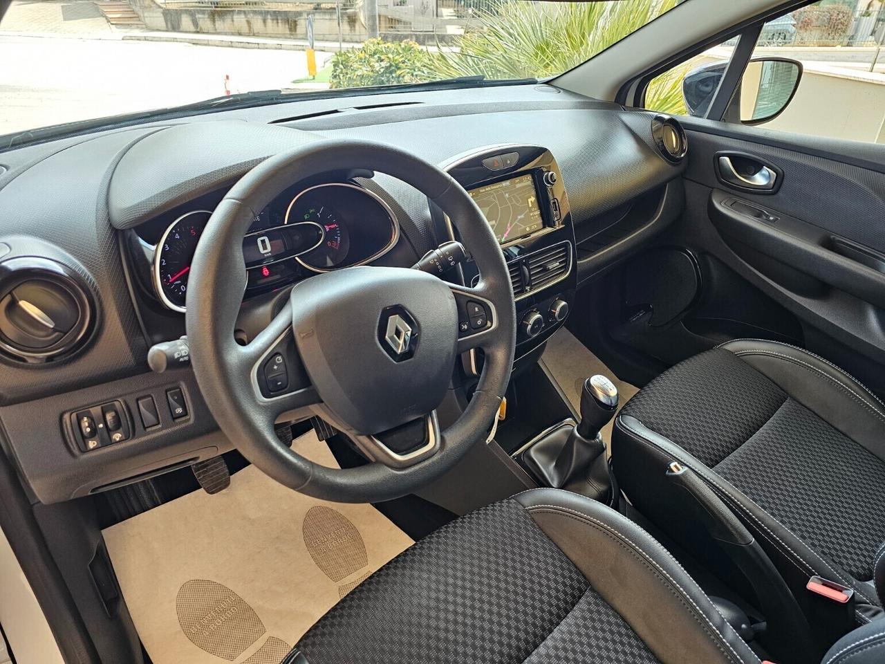 Renault Clio dCi 8V 75 CV 5 porte Moschino Zen